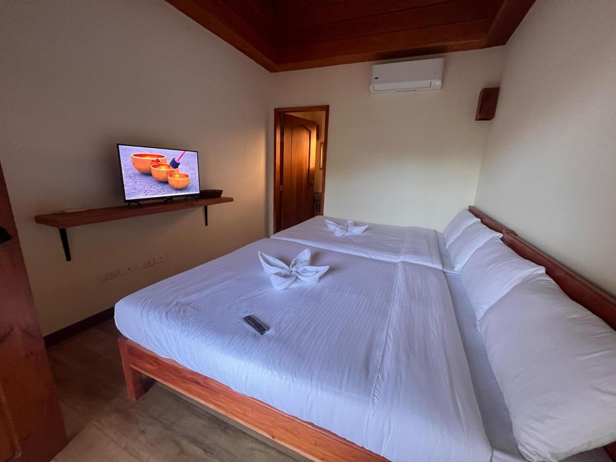 Tabularasa - T Palawan Hotel New Agutaya Kültér fotó